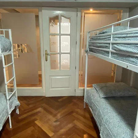 Hc Hostel *