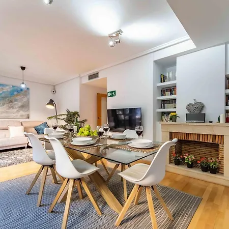 Super Deluxe With Free Parking Center Madrid