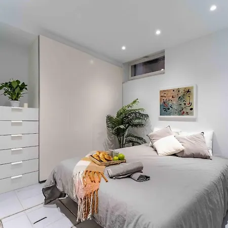 Super Deluxe With Free Parking Center * Madrid