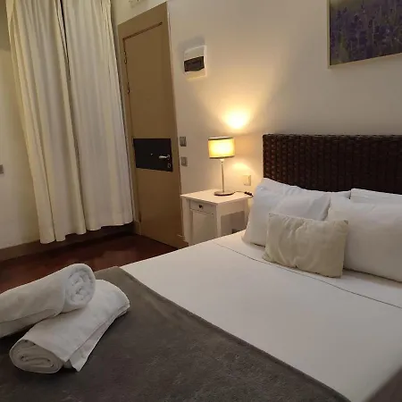 Pensión House *