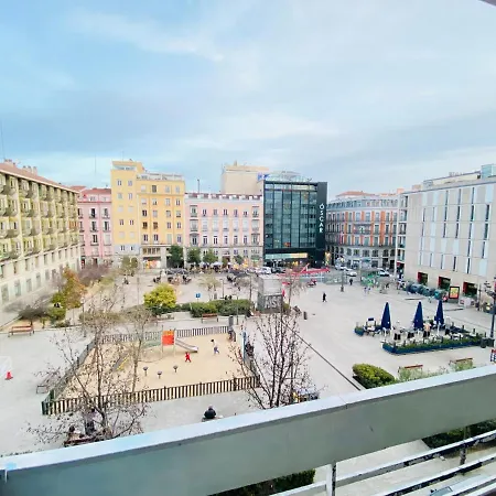 Estudio Doble Con Balcon En Centro * Madrid
