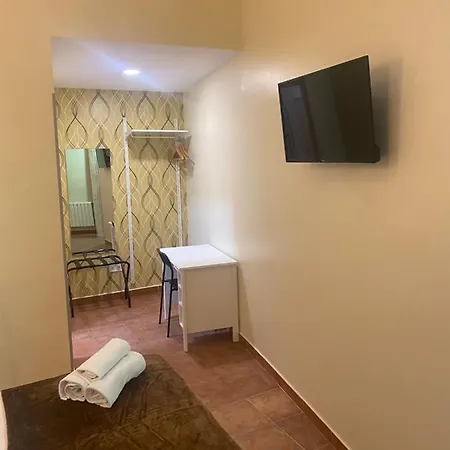 Alaska Guest house Madrid
