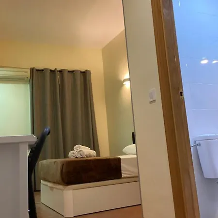 Guest house Alaska Madrid