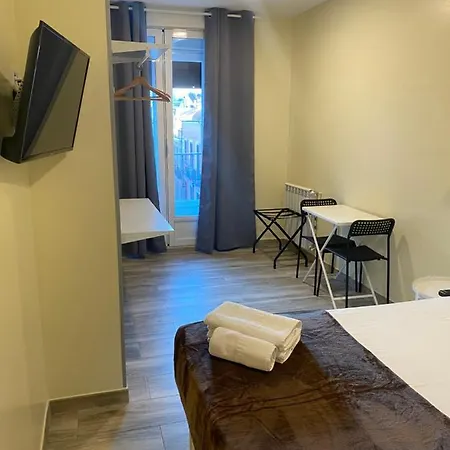 Guest house Alaska Madrid
