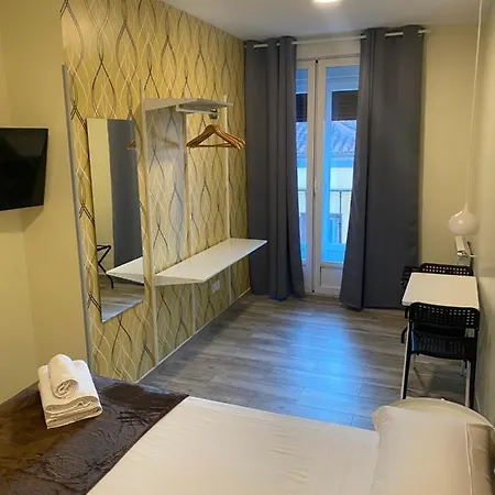 Guest house Alaska Madrid