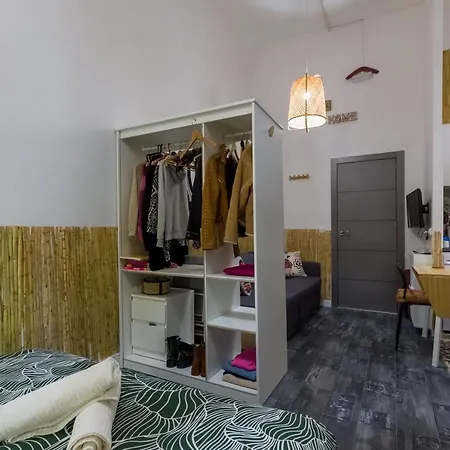 Apartment Social - Kitchen -