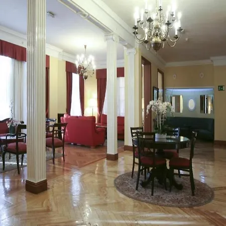 Mediodia Hotell 2*