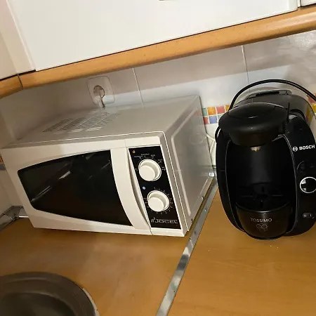 Deyanira Suite, Aeropuerto, Ifema Apartment Madrid
