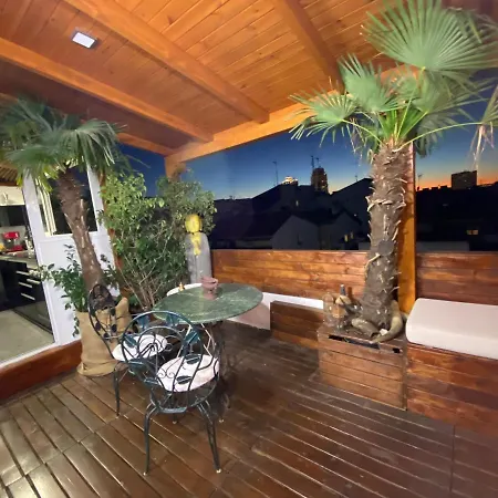 Appartement Excellent Penthouse In The Center