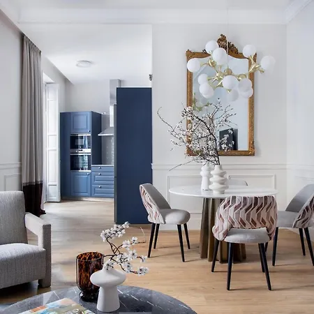 Palacio Tirso De Molina - The Arc Collection Apartment