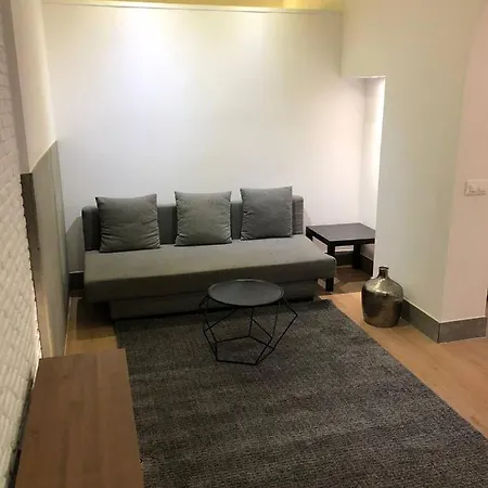 Apartment Moderno Con Estilo, 2 Dormitorios 1 Bano, La Latina
