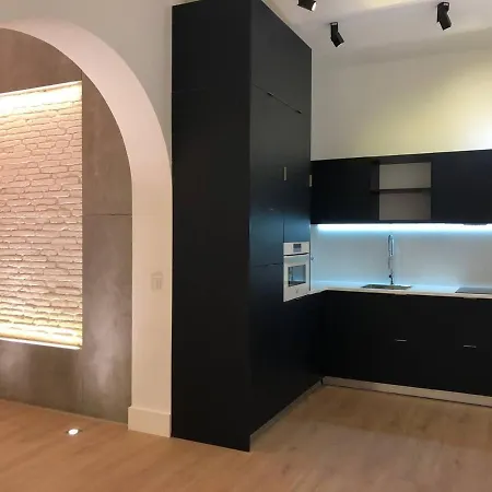 Moderno Con Estilo, 2 Dormitorios 1 Bano, La Latina * Madrid