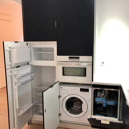 Moderno Con Estilo, 2 Dormitorios 1 Bano, La Latina Madrid