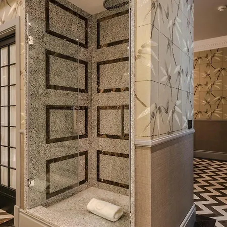 Relais & Chateaux Heritage