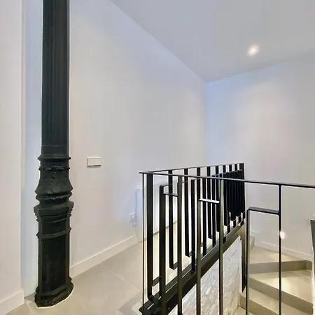 Tulem La Latina Apartment *
