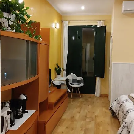 Estudio En Fuencarral Granvia Madrid