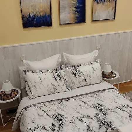 Estudio En Fuencarral Granvia Appartement *