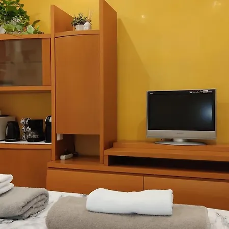 Estudio En Fuencarral Granvia * Madrid