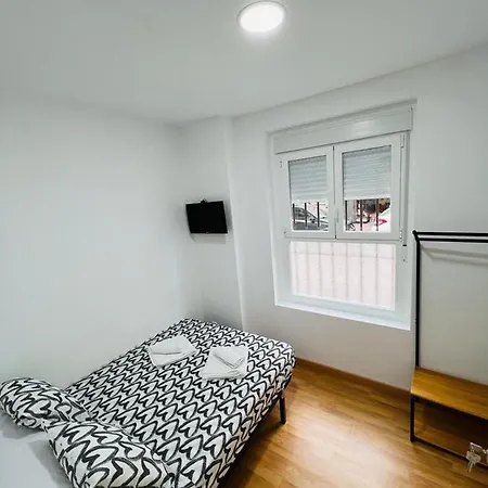 Puente De Vallecas Guest house *