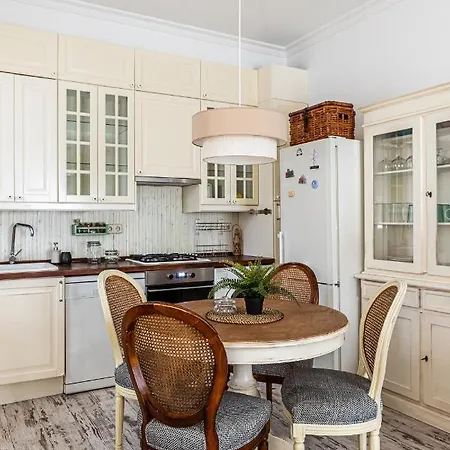 Apartment Waou Malasana Iv - Alquiler Corta Duracion