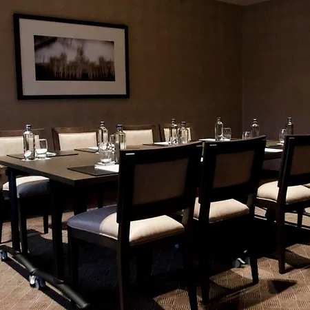 Claridge Hotel