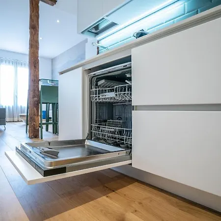 Smartrental Gran Via Apartahotel
