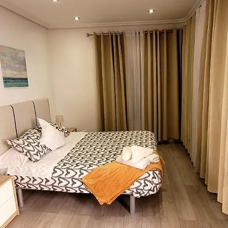 Puente De Vallecas Guest house Madrid