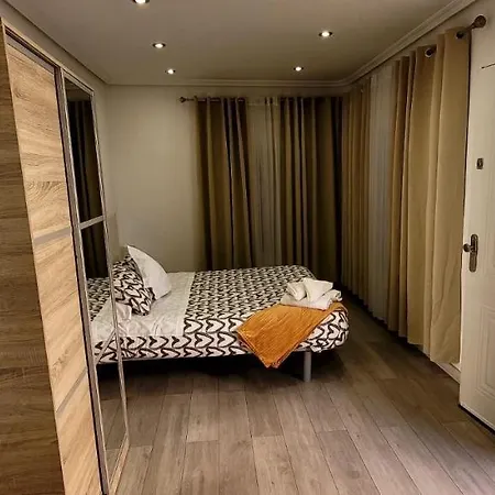 Puente De Vallecas Guest house *