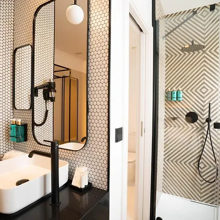 Smartrental Collection Gran Via Capital 4*