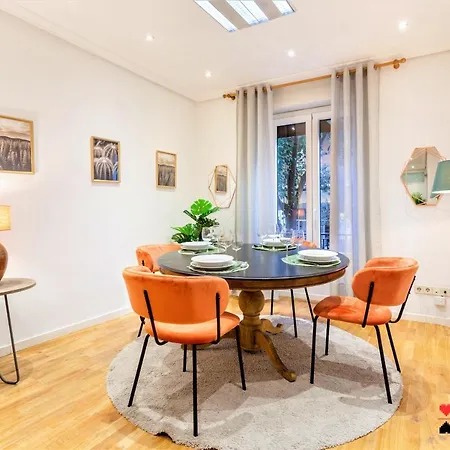 Mit House Menorca En *