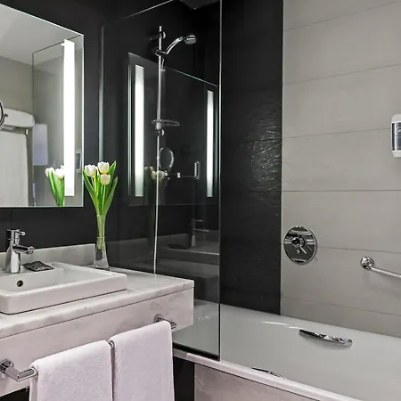 Hotel Zentral Castellana Norte 4*