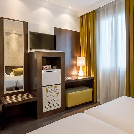 Vincci Centrum Hotel