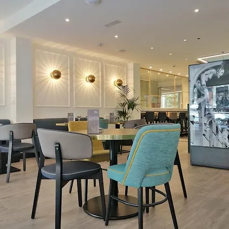 Gran Versalles Hotel 4*