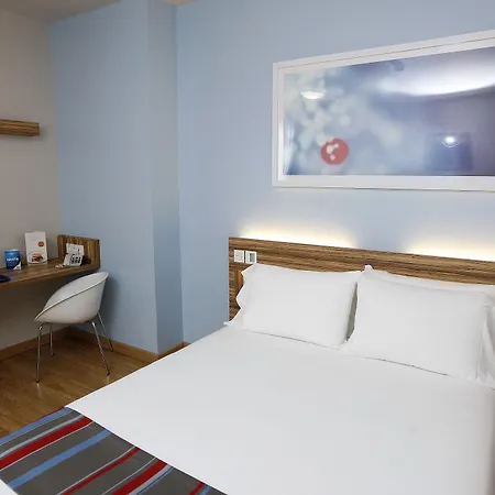 Hotel Travelodge Metropolitano