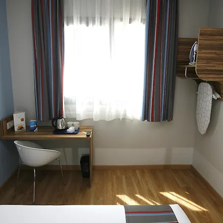 Hotel Travelodge Metropolitano *