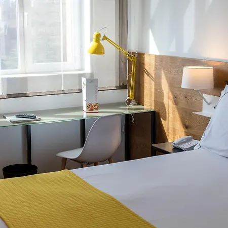 Rafaelhoteles Atocha 4*