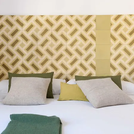 Eric Voekel Boutique - Atocha Apartamento Madrid