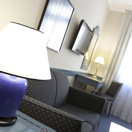 Hotel Espahotel Gran Via 3*
