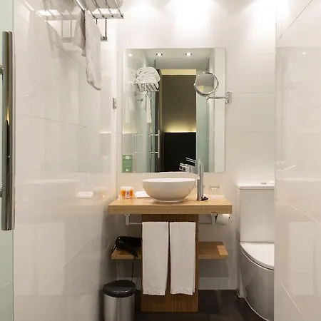 Hotel Petit Palace Plaza Del Carmen Madrid