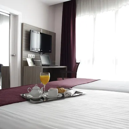 Hotel Serrano 4*