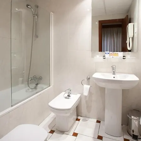 Espahotel Plaza Basilica 3*