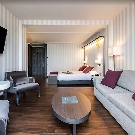 Intelier Palacio San Martin Madryt