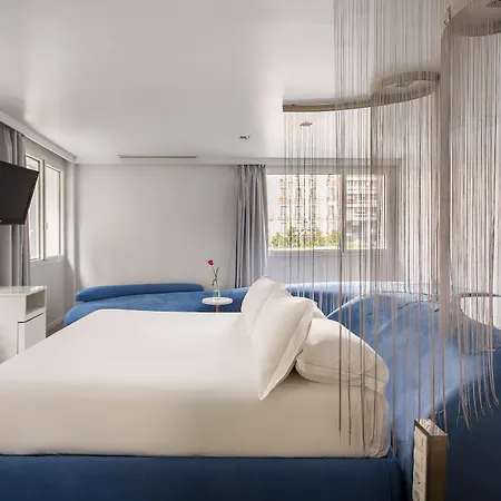 Mate Oscar Hotel