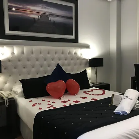Hotel Feria De 4*