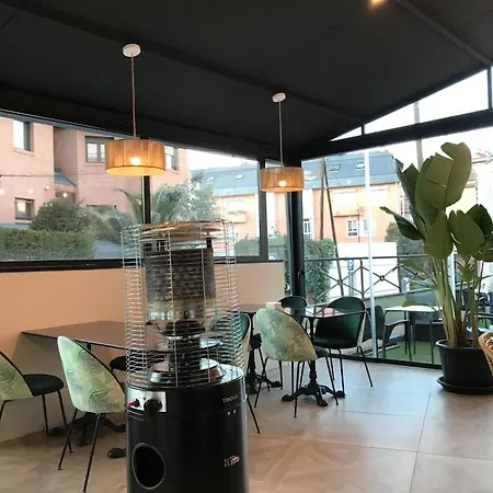 Hotel Feria De