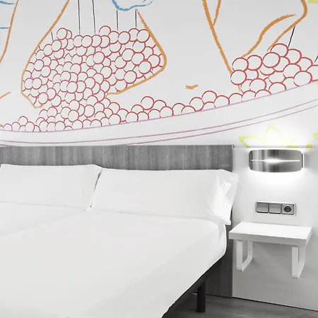 Ibis Styles Prado 3* Μαδρίτη