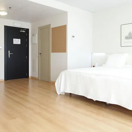 Vertice Roomspace Pensjonat 3*
