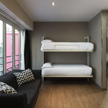 Hotel Petit Palace Triball 3*