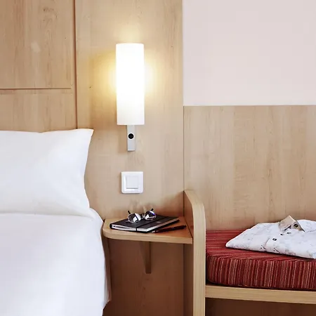 Ibis Styles Centro Maravillas