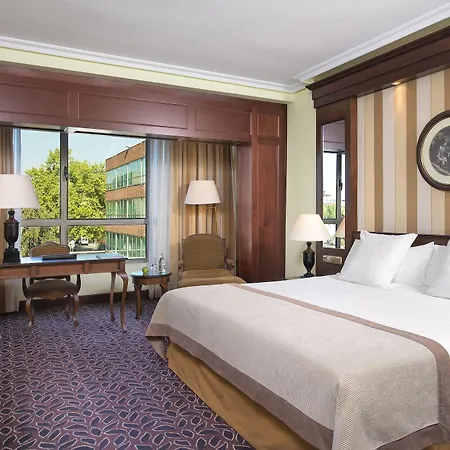 Melia Barajas Hotel